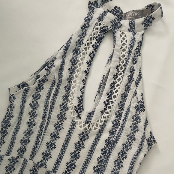 LF Striped Floral Romper - Picture 2 of 4